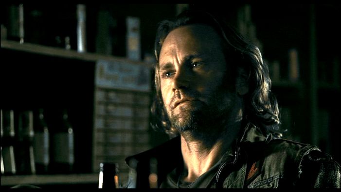 TEXAS_CHAINSAW_THE_BEGINNING_UR-26