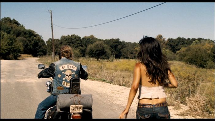 TEXAS_CHAINSAW_THE_BEGINNING_UR-31