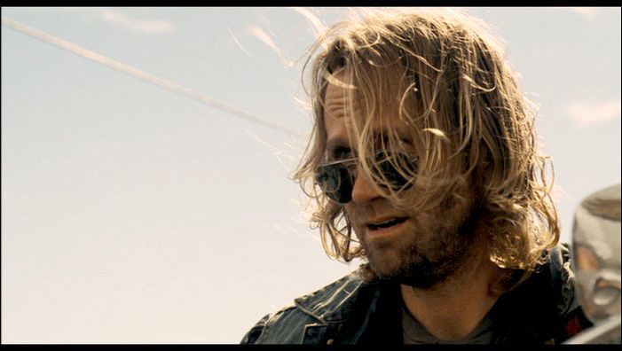 TEXAS_CHAINSAW_THE_BEGINNING_UR-35