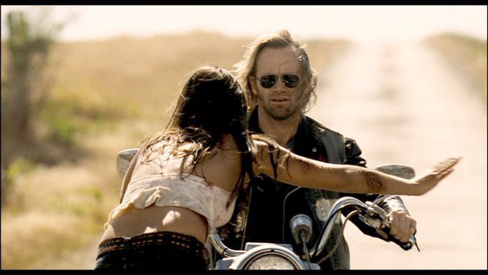 TEXAS_CHAINSAW_THE_BEGINNING_UR-39