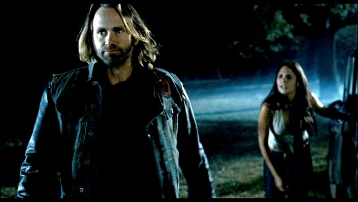 TEXAS_CHAINSAW_THE_BEGINNING_UR-75