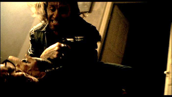 TEXAS_CHAINSAW_THE_BEGINNING_UR-88