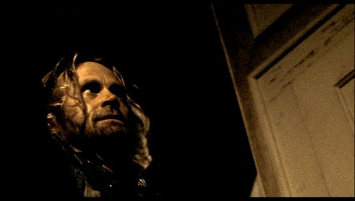 TEXAS_CHAINSAW_THE_BEGINNING_UR-105