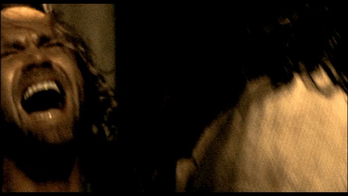 TEXAS_CHAINSAW_THE_BEGINNING_UR-108