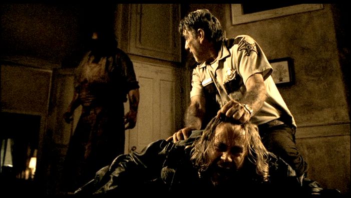 TEXAS_CHAINSAW_THE_BEGINNING_UR-112