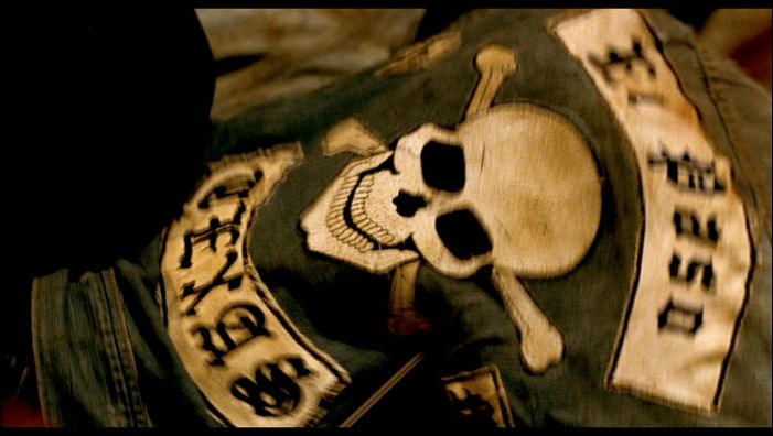 TEXAS_CHAINSAW_THE_BEGINNING_UR-125