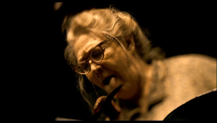 TEXAS_CHAINSAW_THE_BEGINNING_UR-143