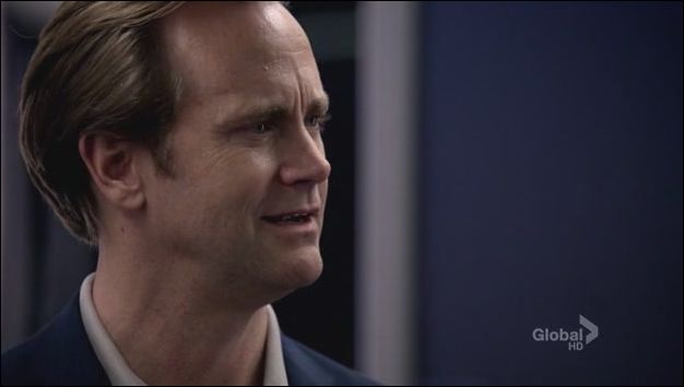 Lie.to.Me.S02E22.HDTV.XviD-LOL.[VTV][(051652)21-42-25]