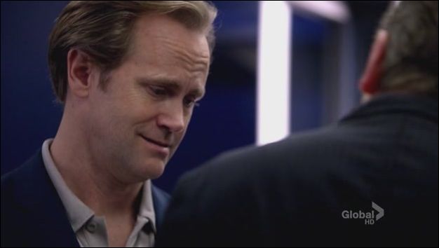 Lie.to.Me.S02E22.HDTV.XviD-LOL.[VTV][(053788)21-44-45]